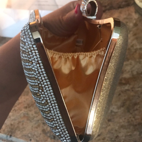 Beautiful clutch - Picture 5 of 6